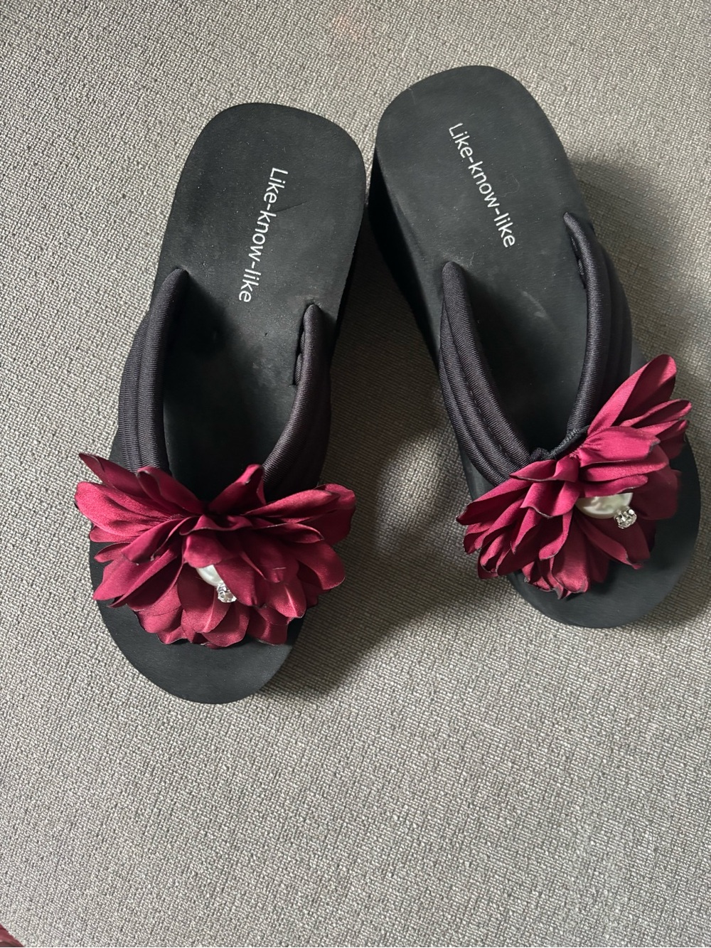 Like-know-like Platform Sandals